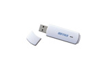 バッファローは16日、ソフトウェアルータ対応USB2.0用無線LAN子機「WLI-UC-G」を発表。7月下旬より販売する。価格は1,570円。の画像