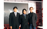 向かって右から俳優の佐野史郎、林海象監督、大和田廣樹ネットシネマカーニバル実行委員長の画像