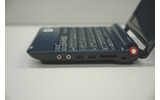 左サイド。USB×2、メモリーカードスロット(All in One カードリーダー)×1(SD、MMC、RS-MMC、MS、MS Pro、xD対応)の画像