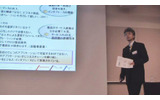 「ウイングアークフォーラム 2008」で講演する事業統括本部SaaS推進室室長岩本幸男氏の画像