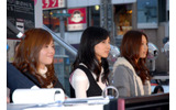ステージの3名の画像