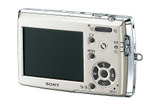 背面には、2.5型の大型液晶ディスプレイを備えるの画像