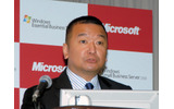 　マイクロソフトは18日、中小企業向けのサーバ製品群「Windows Essential Server Solutions」（WESS）を発表した。の画像