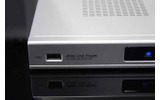 「AV-LS500VX」のフロントパネルに備えるUSB端子の画像