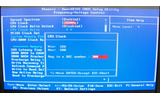BIOSメニューの「CPU Clock」を266MHzから300MHzに変更の画像