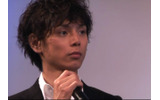 「携帯電話は人生で欠かせないパートナー」で強いて言えばトイレも一緒とコメントの画像
