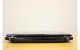 最薄部が約24mm、重さが約1.7kgの薄型軽量デザインの画像