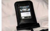 iPhone 3Gがすっぽりと入る大きさの画像