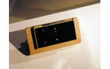KDDIが9日に都内で開催した「iida」(イーダ)ブランドの新商品発表会。ここでは今後「LIFESTYLE PRODUCTS」と呼ばれることとなった周辺機器を写真で紹介する。の画像