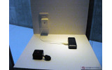 KDDIが9日に都内で開催した「iida」(イーダ)ブランドの新商品発表会。ここでは今後「LIFESTYLE PRODUCTS」と呼ばれることとなった周辺機器を写真で紹介する。の画像