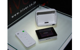 リモコン、U10専用クレードルの画像