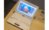 富士通は13日、MTシリーズの新製品として、Windows 7 Home Premiumを搭載しタッチ機能に対応したタブレット型パソコン「MT/E50」を発表した。の画像