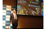 　米マイクロソフトの最高経営責任者（CEO）であるスティーブ・バルマー氏は5日、都内のホテルで講演した。の画像