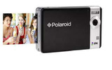 プリンター内蔵のコンデジ「Poraroid Two」（側面から用紙が排出される仕組み）の画像