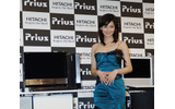 　日立製作所は31日、一般向けPCの新製品「Prius N」シリーズ9モデルを発表した。都内で開催された発表会には、Priusのブランドキャラクターである女優の伊東美咲も登場し、Priusの新ラインアップをPRした。の画像