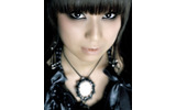 鈴木亜美「AROUND THE WORLD」の画像