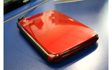 丸み帯びたデザインに一新したLOOX Mシリーズの画像