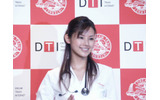 女医姿に着替えて再登場。「ちゅらさん」で魅せた女医姿を、改めて演じることにの画像