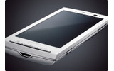 　ソニー・エリクソン・モバイルコミュニケーションズは、NTTドコモから4月に発売予定となるAndroidスマートフォン「Xperia」のタッチ＆トライイベントを、3月6日（土）〜12日（金）に銀座ソニービルで開催する。の画像
