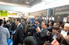メガネ不要の3Dディスプレイ登場！――2Dから3Dへの変換も可能