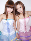 バンコク発アキバ行き! 注目の美少女双子アイドルの初グラビア