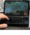 米インテル、小型ゲームPCにタブレット用Atomを搭載……コンテンツに応じてキートップが変化！