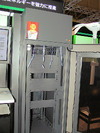 【Interop Tokyo 2011（Vol.21）】富士通、省エネ効果を高めたコンパクト設計の「ファシリティキューブ」