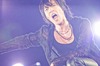 “全曲BOOWY”氷室京介の復興支援チャリティライブ開催、11万人が黙祷