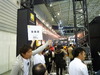 【CP+ 2012(Vol.9)】ニコン・富士フイルムなど、新製品ブースに黒山の人だかり!……会場の様子