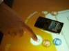 AT＆T、「Microsoft Surface」を顧客対応に活用