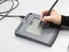 ワコム、海外で販売済みの電子サイン入力専用液晶ペンタブレットを国内にも投入