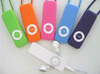 ユニクロ、5色のiPod shuffle用ケース