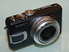 松下、840万画素の16:9ワイドCCDを搭載した手ブレ補正デジカメ「LUMIX DMC-LX1」 広角28mmでマニュアル撮影も可能