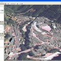 　米Googleは、オンライン3D地図ソフト「Google Earth」（4β）の日本語版を13日付けで公開した。メニューなどのインターフェイスが日本語される。これに合わせ、配信される地図データも日本語化や、情報の充実が図られている。