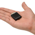 手のひらサイズの「HDMI AV adapter micro for iPad/iPhone」
