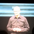 米国プレスイベントの様子/発表会に登場したアップルCEOのティム・クック氏