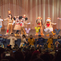 魔法が解け、救い出されたミッキーマウス　(c)Disney