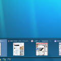 Windows 7ではいくらウィンドウを開いてもタスクバーはすっきり。ウィンドウがまとめられているアイコンにマウスカーソルを合わせると、そのアプリケーションで開いているウィンドウの縮小画面がポップアップで表示されます