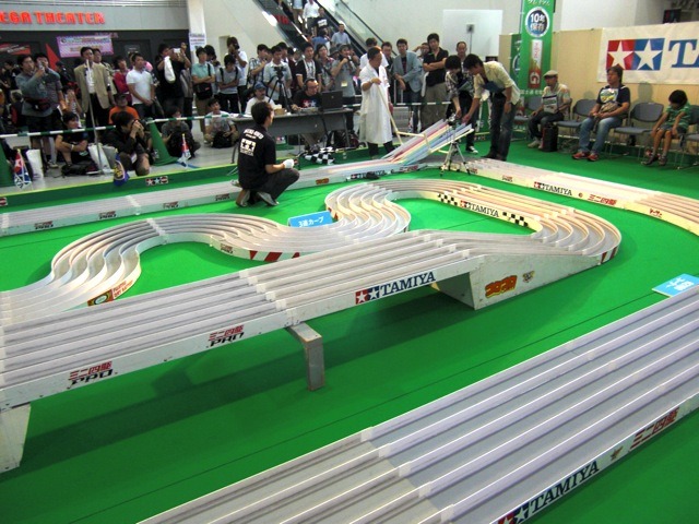 タミヤ、ミニ四駆ジャパンカップ2012・メディアレース