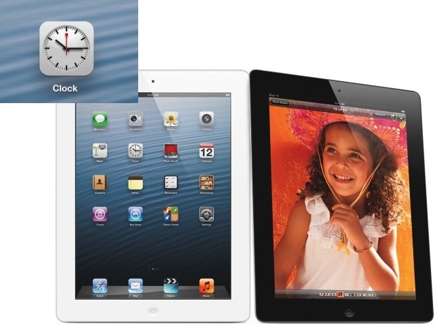 iPadの時計（左上）