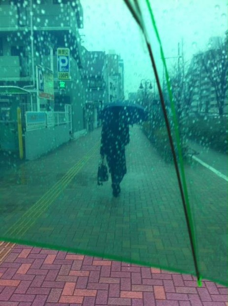 雨（イメージ）