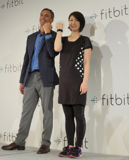 Fitbit CRO（最高収益責任者）ウッディ・スカル氏と古閑美保氏