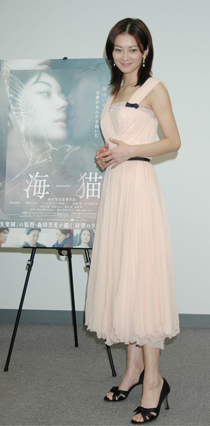 　Yahoo! JAPANは11日、映画「海猫」のヒロイン役・伊東美咲を迎えて、チャットイベント「運命の愛を信じますか？」を開催した。