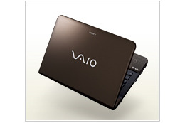 カラフルなノートPCの「VAIO E」に小ぶりな14V型を追加――直販のみ 画像