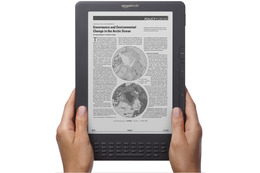 米アマゾン、電子書籍リーダー「Kindle DX」の新モデルを発表 画像