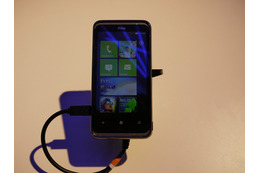 【MWC 2011（Vol.24）】写真で見るMSブースのWindows Phone 7 画像