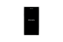 ドコモ、「PRADA phone by LG L-02D」を26日に発売 画像