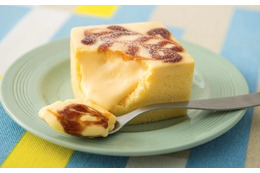 【トレンド】四角いプリンのケーキ　ローソン 画像