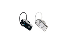 モトローラ、メタリックデザインのイヤーフック式Bluetoothヘッドセット 画像