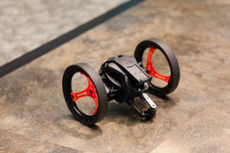 「AR.Drone」のParrot、2種類の低価格ロボットを発表……スマホで操作［動画］ 画像
